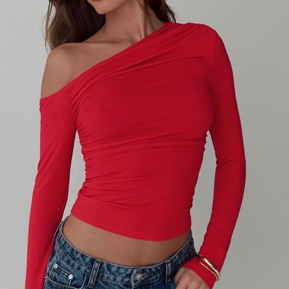 Princess Polly Red Ruched Off The Shoulder Long Sleeve Top US 4 Asymmetrical